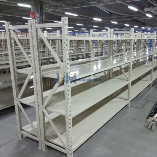 Kệ trung tải 4 tầng